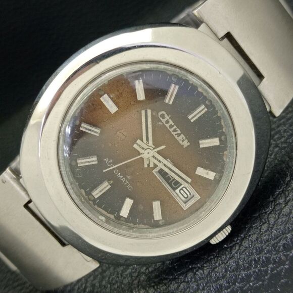 Vintage 1981 Citizen Automatic Mens Silver Watch W/daydate & Brown accents - Picture 1 of 8
